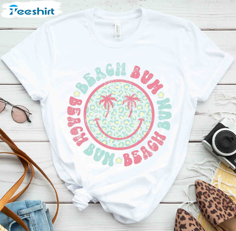 Beach Bum Retro Smiley Shirt, Trendy Happy Face Crewneck Long Sleeve