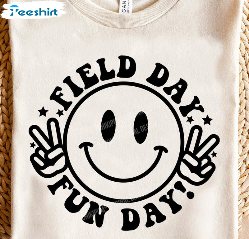 Field Day Fun Day Cute Shirt, Retro School Game Day Smiley Face Tee Tops Unisex Hoodie