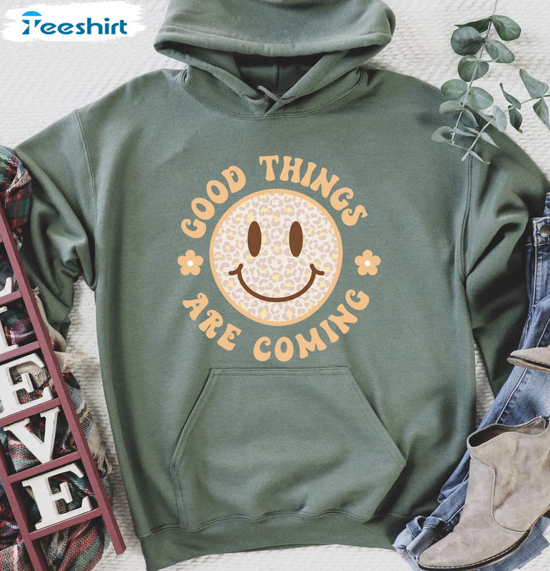 Retro Good Things Are Coming Smiley Face Shirt, Trendy Sweatshirt Short Sleeve