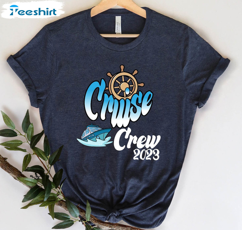 Cruise Crew Trendy Shirt, 2023 Family Matching Vacation Long Sleeve Unisex Hoodie