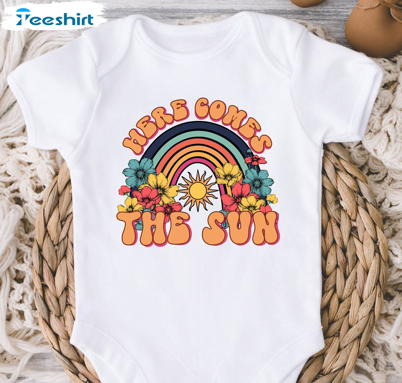 Here Comes The Sun Cute Shrit, Trendy Unisex T-shirt Long Sleeve