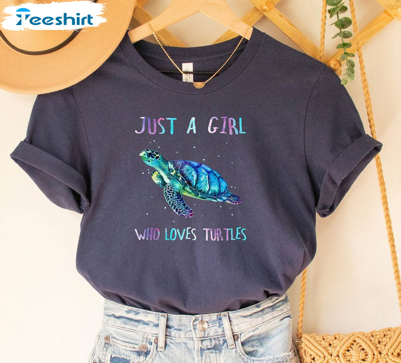 Just A Girl Who Loves Turtle Shirt, Turtle Lover Unisex Hoodie Long Sleeve