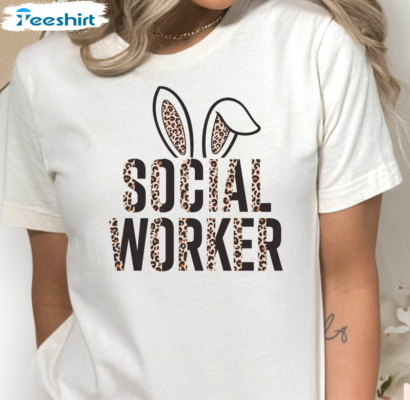 Social Worker Easter Trendy Shirt, Bunny Cute Long Sleeve Sweatshirt