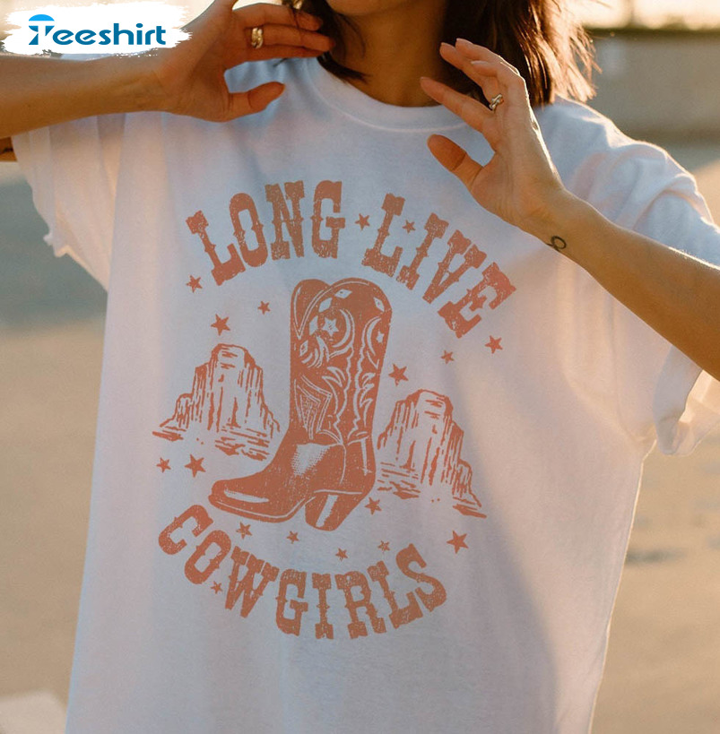 Long Live Cowgirls Western Shirt, Wild Cowgirl Short Sleeve Unisex Hoodie