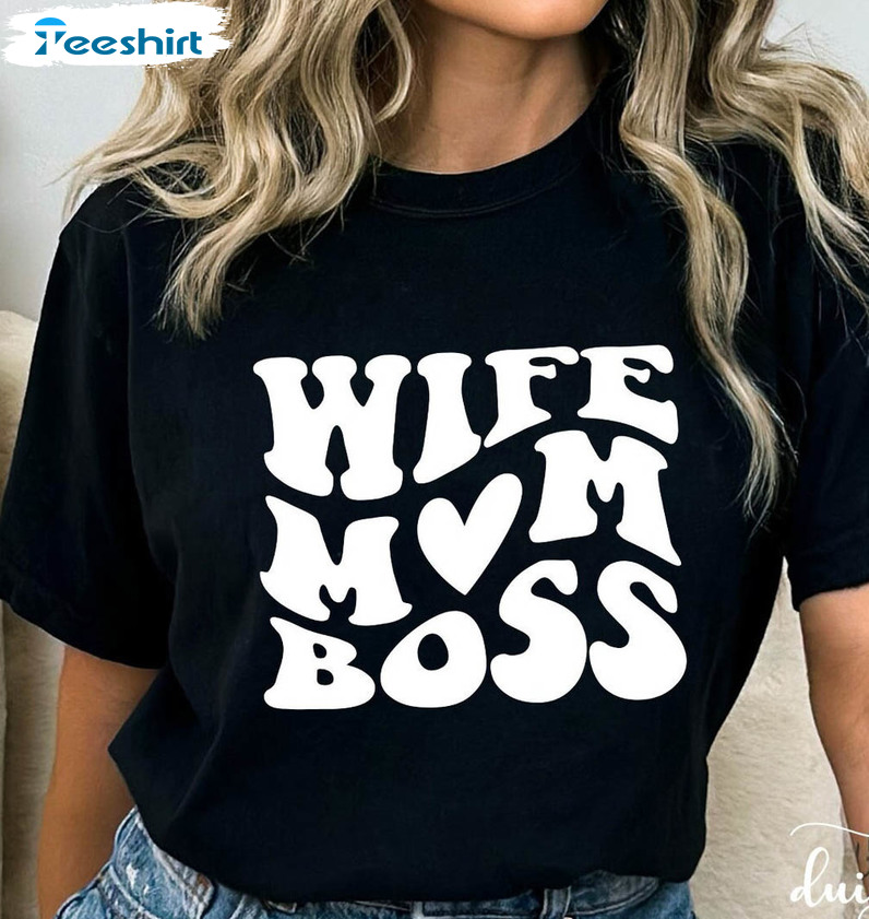 Wife Mom Boss Vintage Shirt, Mom Vibes Short Sleeve Long Sleeve
