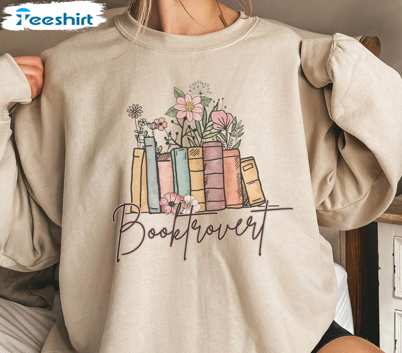 Booktrovert Book Lover Shirt, Librarian Teacher Bookish Unisex T-shirt Long Sleeve