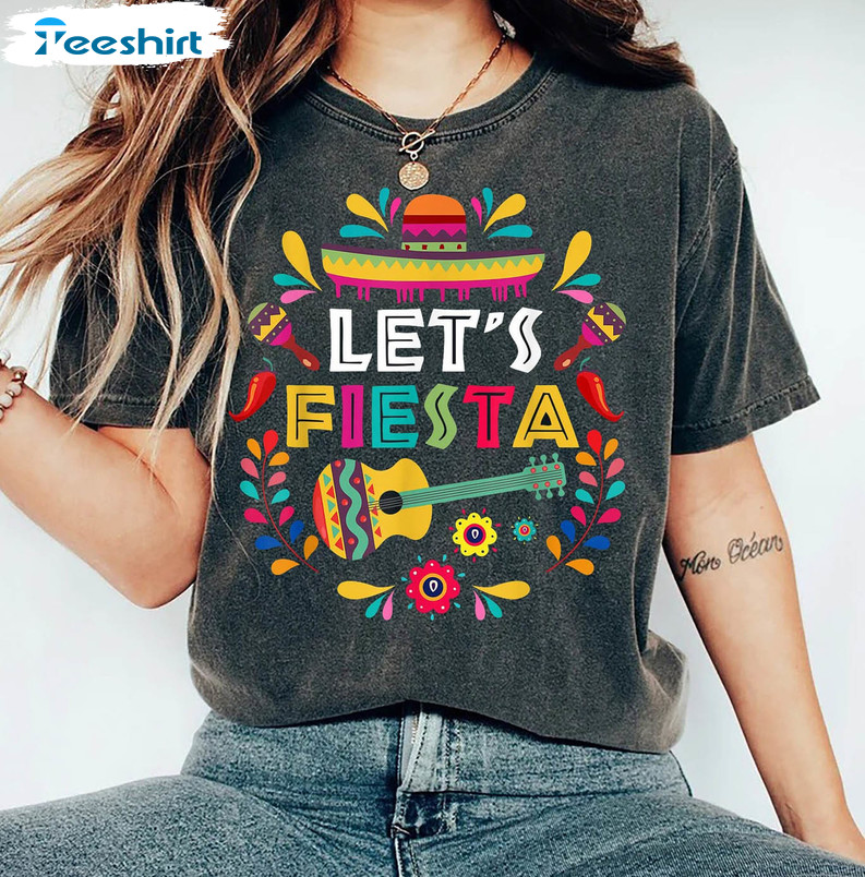Funny Let's Fiesta Shirt, Mexican Maracas Long Sleeve Unisex Hoodie