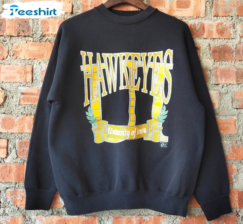 Vintage Ncaa University Iowa Hawkeyes Shirt, Trendy Iowa Pullover Unisex Hoodie Crewneck