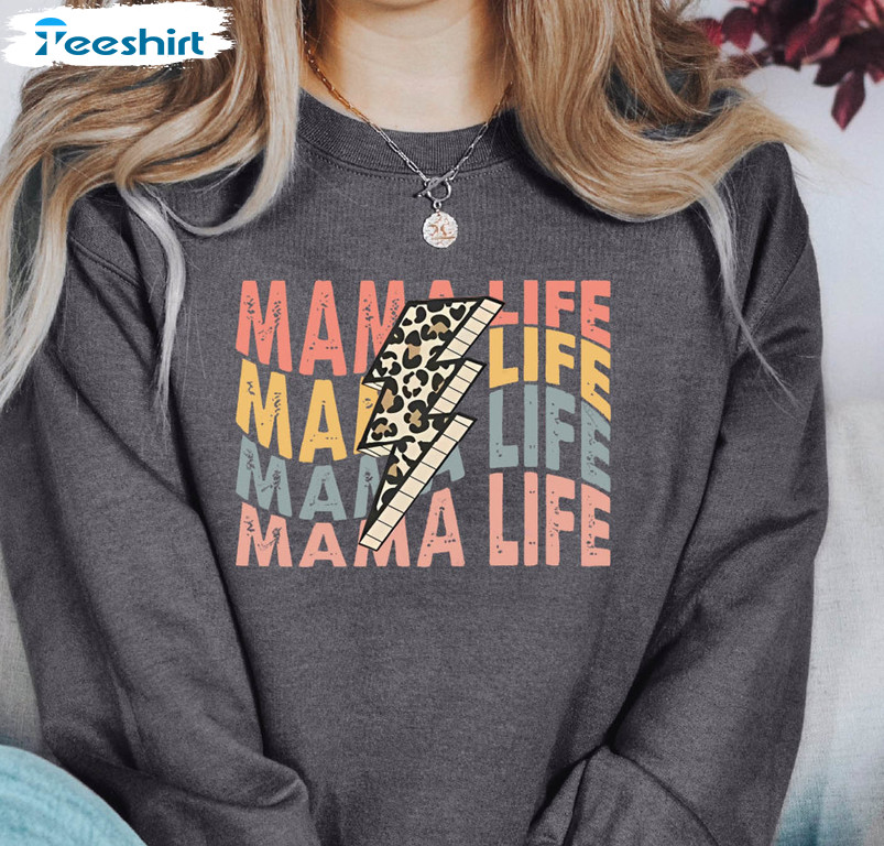 Leopard Mama Life Trendy Shirt, Retro Mama Sweatshirt Crewneck