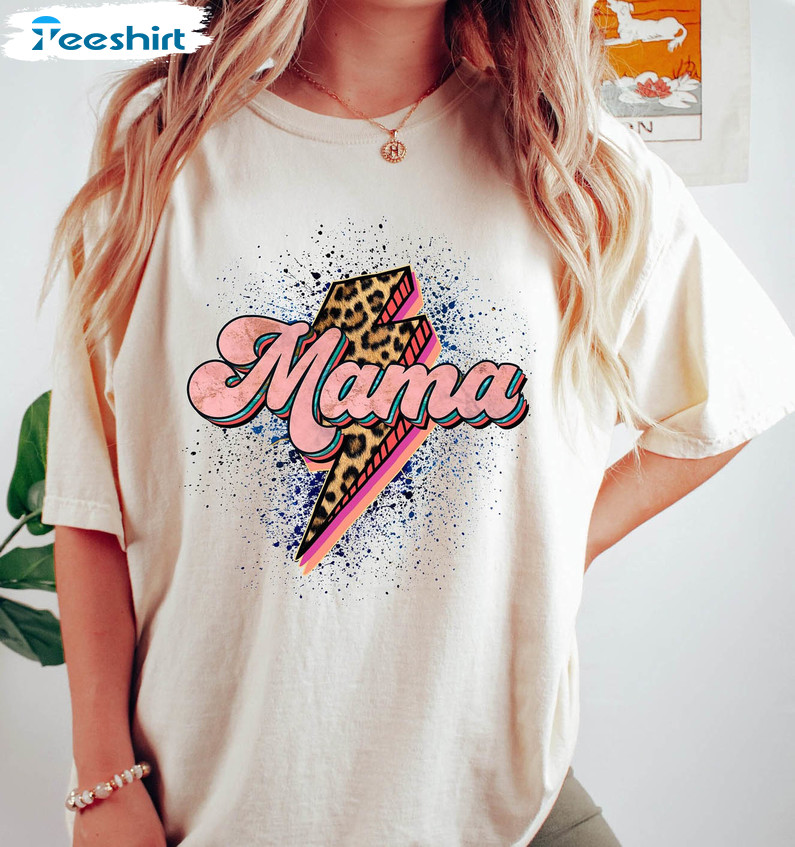 Leopard Mama Trendy Shirt, Momlife Vintage Crewneck Unisex T-shirt