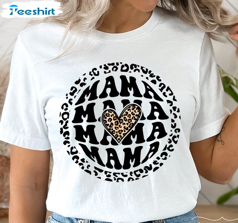 Leopard Mama Trendy Shirt, Mom Life Vintage Crewneck Unisex T-shirt