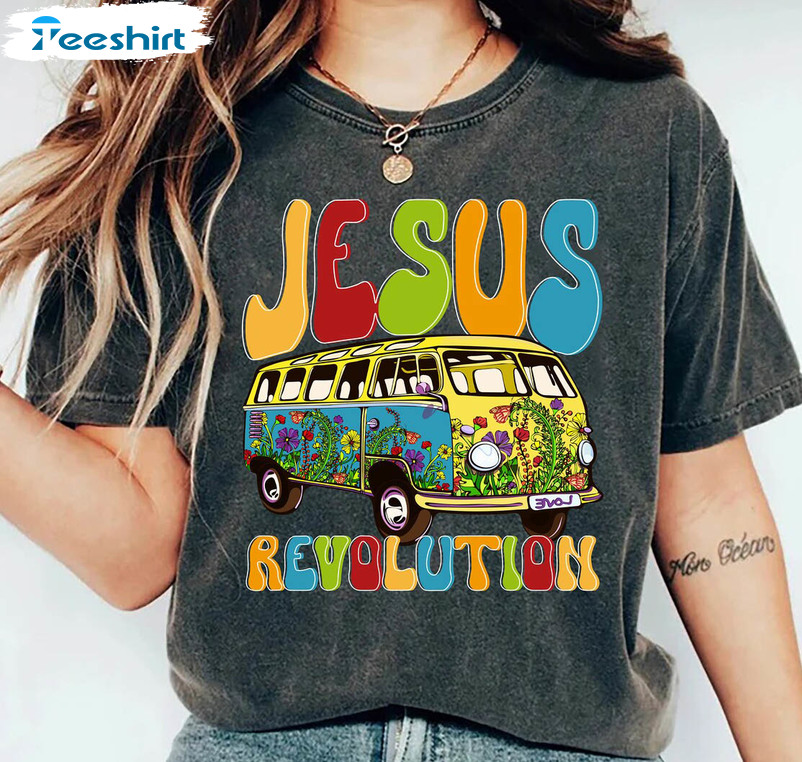Jesus Revolution Shirt, Love Like Jesus Short Sleeve Sweater