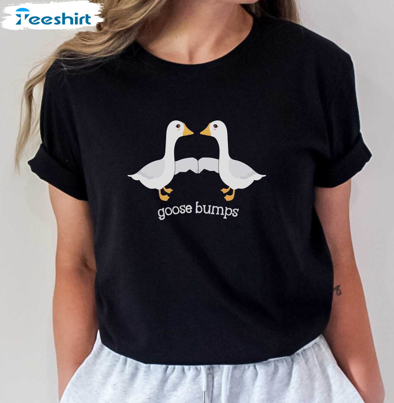 Goose Bumps Funny Shirt, Duck Fist Bump Short Sleeve Unisex T-shirt