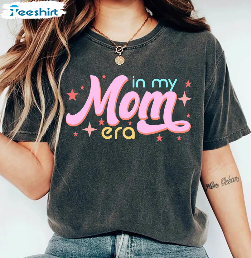 Retro In My Mom Era Shirt, Swiftie Mom Unisex Hoodie Crewneck