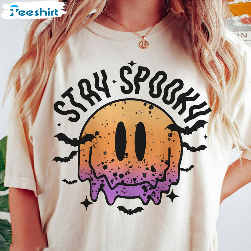 Stay Spooky T Shirt - Bat Halloween Shirt Colors Reg Retro For All People