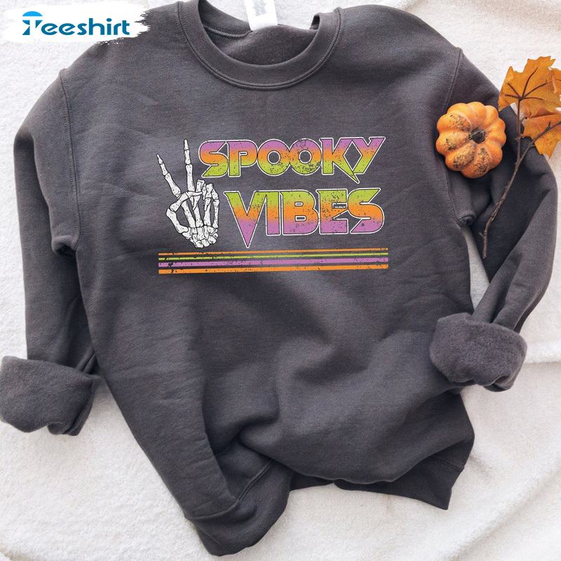 Vintage Spooky Vibe T Shirt - Halloween Skeleton Hand Graphics Shirt Short Sleeve Tee Tops