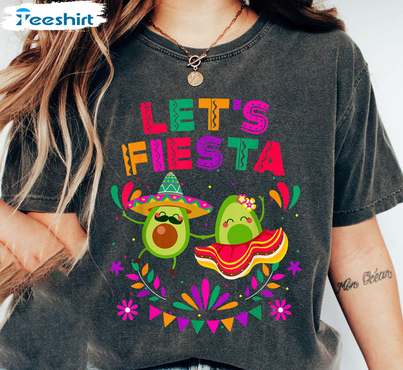 Let's Fiesta Funny Shirt, Mexican Party Fiesta Short Sleeve Unisex T-shirt