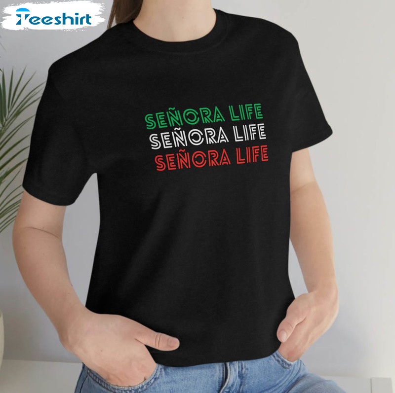 Senora Life Trending Sweatshirt, Crewneck