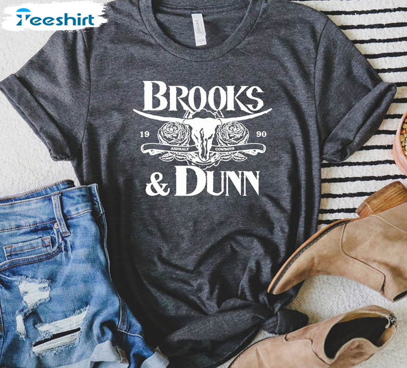 Brooks And Dunn Trendy Shirt, Country Music Short Sleeve Sweatshirt