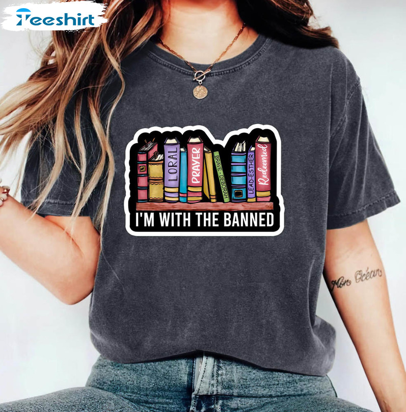 I'm With The Banned Shirt, Banned Books Lover Short Sleeve Unisex Hoodie