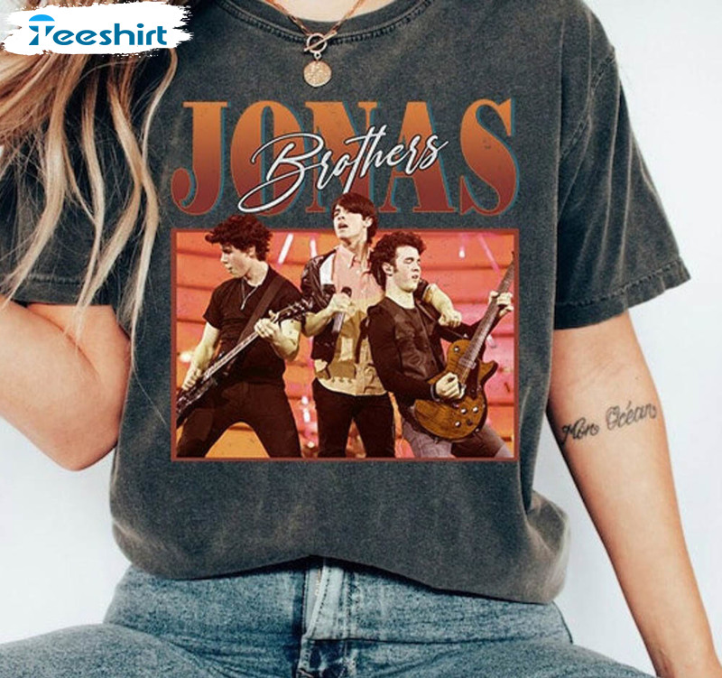 Vintage Jonas Brothers Music Band Shirt