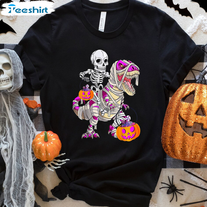 Rides Dinasour Pumpkin Shirt, Halloween Skeleton Unisex Tee Tops, Mummy Dinasour Classic Sweater For Teens