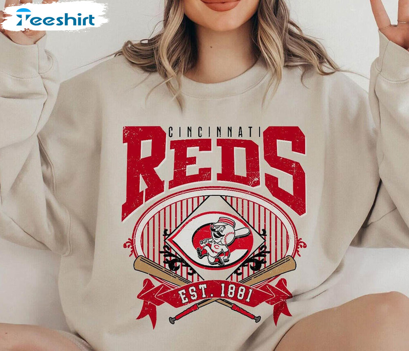 Throwback Cincinnati Baseball T-shirt Vintage-style Reds 