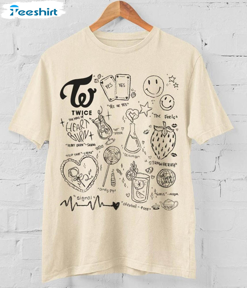 TWICE 5th World Tour READY TO BE US Heart T-shirt