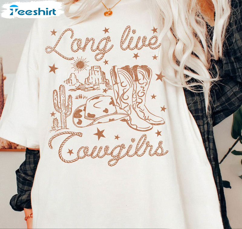 Long Live Cowgirls Comfort Shirt, Country Music Vintage Unisex T-shirt Long Sleeve