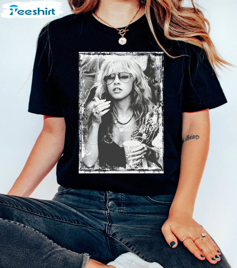 Stevie Nicks Fleetwood Mac Shirt, Trendy Sweatshirt Short Sleeve