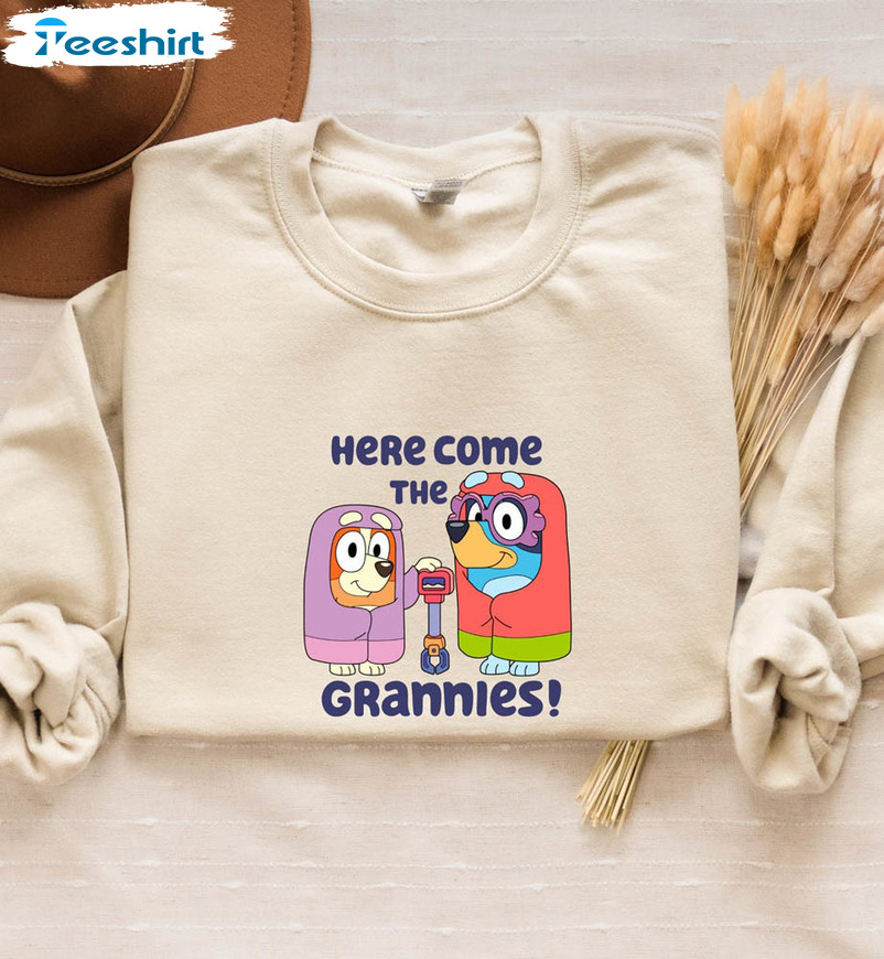 Her Come The Grannies Sweatshirt, Janet And Rita Crewneck Short Sleeve