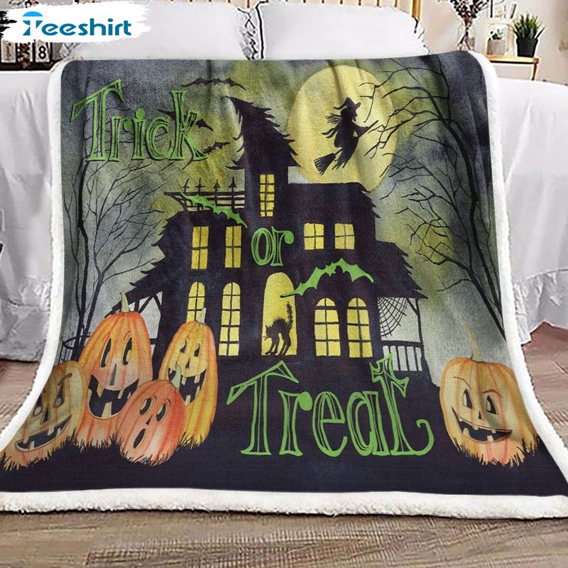 Trick Or Treat Pumpkin Blanket, Witch And Castle Super Soft Cozy Warm Blanket For Couch Chair Bed Sofa Office