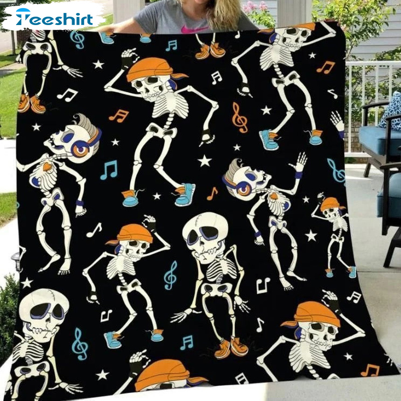 Skeletons Dancing Halloween Blanket, Cool Skeleton Music Warm Cozy Fuzzy Throw Blanket For Bed And Couch