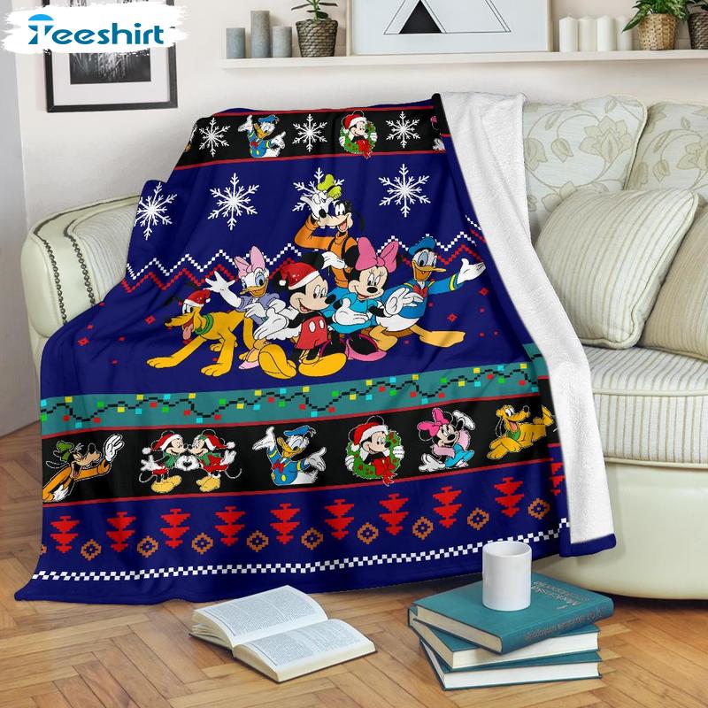 Disney Cartoon Christmas Blanket, Christmas Tree And Snowflake Lightweight Fuzzy Cozy Warm Throw Blanket