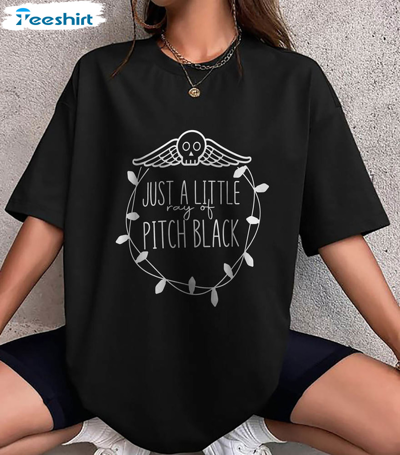 I'M A CUTE LITTLE RAY OF PITCH BLACK' Unisex Ringer T-Shirt