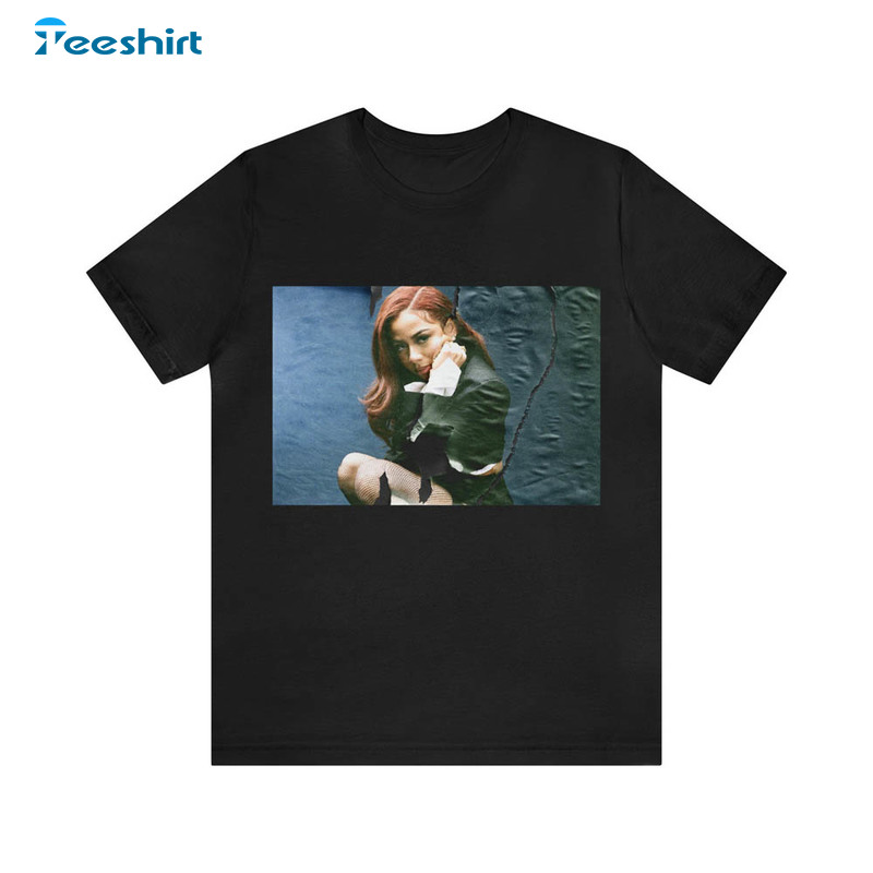 Mariah The Scientist Celebrity Shirt, Face Hip Hop Unisex T-shirt Crewneck