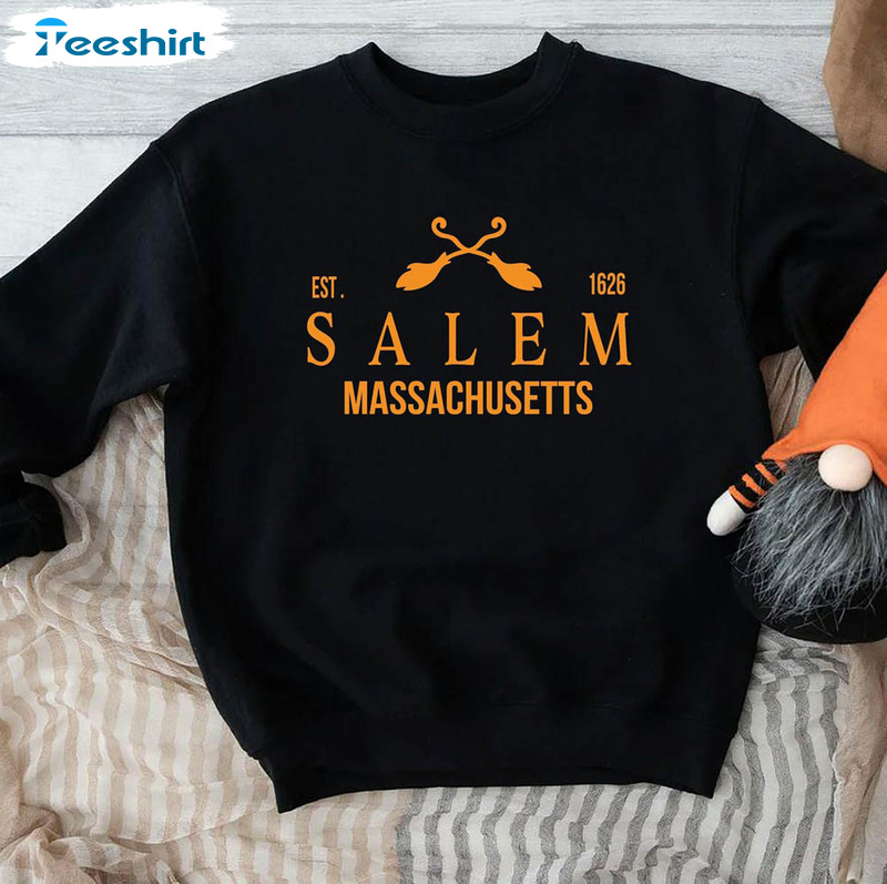 Salem Massachusetts Shirt, Spooky Halloween Party Tee Tops Short Sleeve
