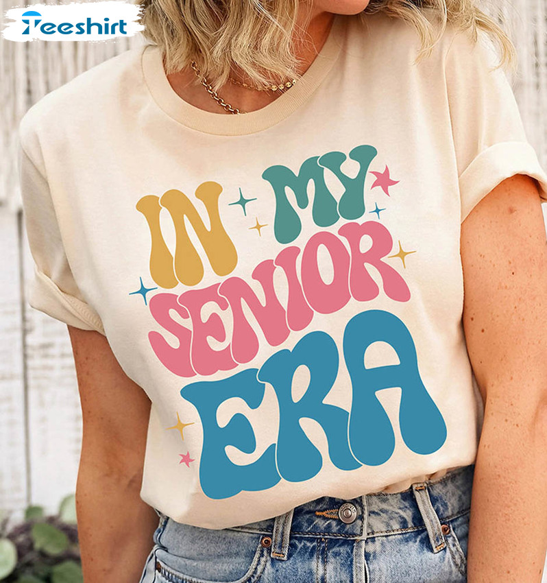 In My Senior Era Cute Shirt, Retro Senior 2024 High School Graduation Unisex T-shirt Sweater