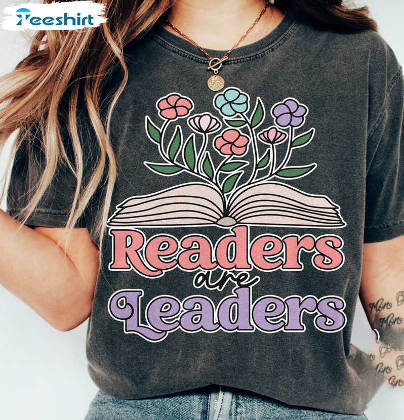 Readers Are Leaders Vintage Shirt, Back To School Unisex T-shirt Short Sleeve