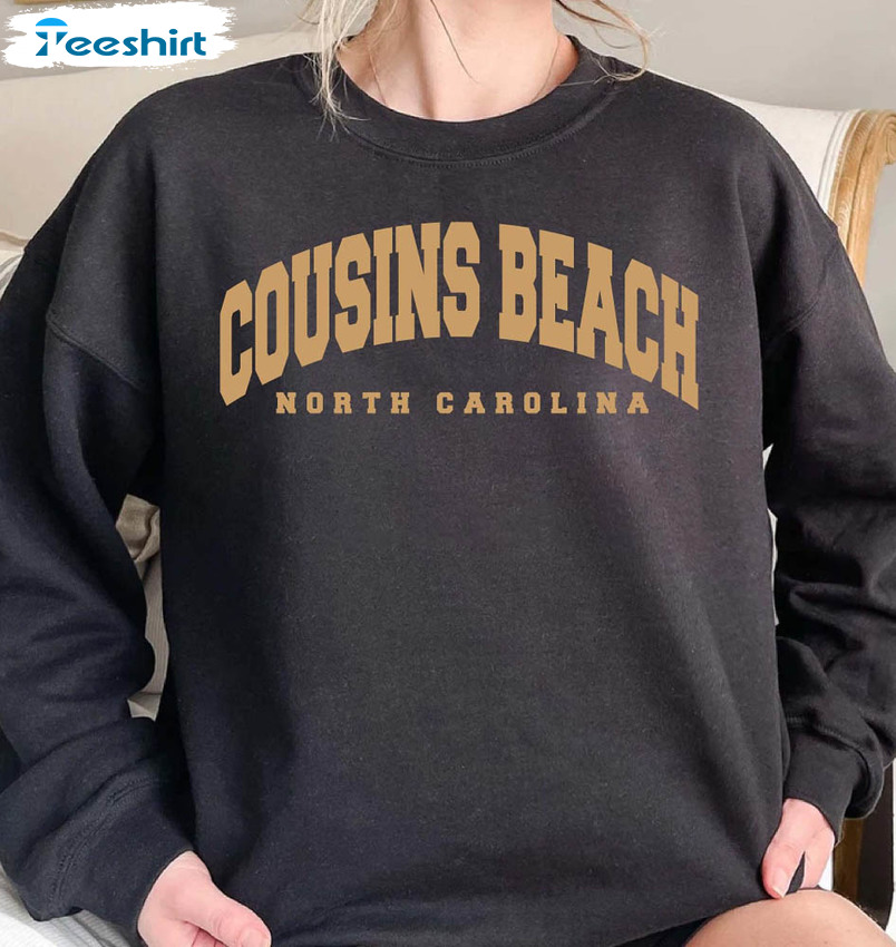 Cousins Beach Booktrovert Shirt, Trending Summer Sweatshirt Unisex T-shirt