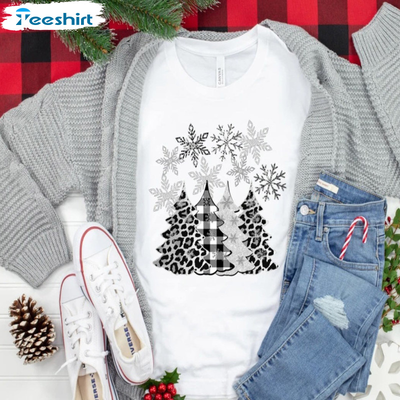 Black Leopard Christmas Tree Crewneck, Pine Trees And Snowflake Pattern Sweatshirt