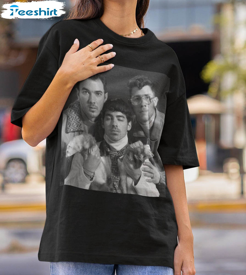 Jonas Brother Vintage Shirt, Five Album One Night The Tour 2023 Unisex T-shirt Unisex Hoodie