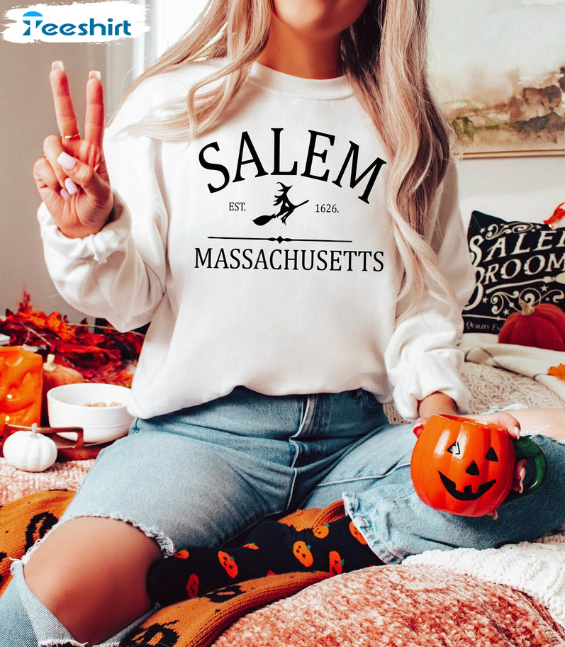 Salem Massachusetts Est 1626 Shirt, Vintage Design Short Sleeve Unisex T-shirt