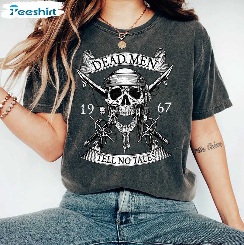 Dead Men Tell No Tales Cool Shirt, The Black Pearl Night Uncatchable Crewneck Sweater