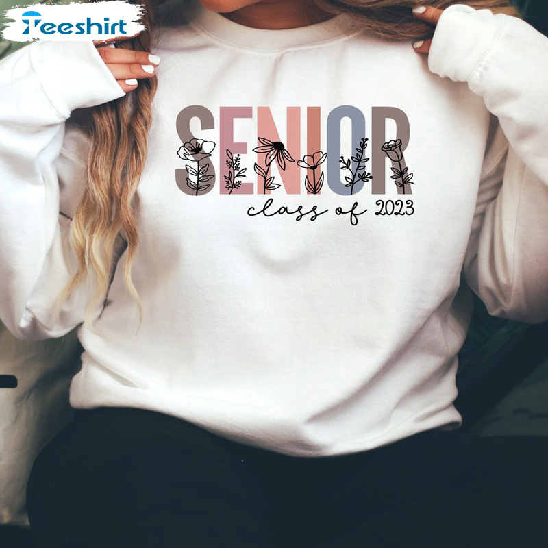 College Senior High School Unisex T-shirt, Senior 2023 Graduate Vintage Sweatshirt - Long Sleeve For Teens