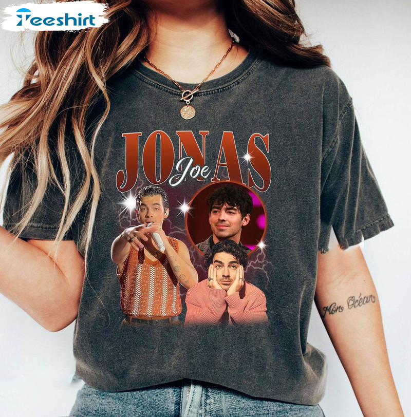 Comfort Colors Jonas Brothers Shirt, World Tour 2023 Jonas Brothers Short Sleeve Crewneck