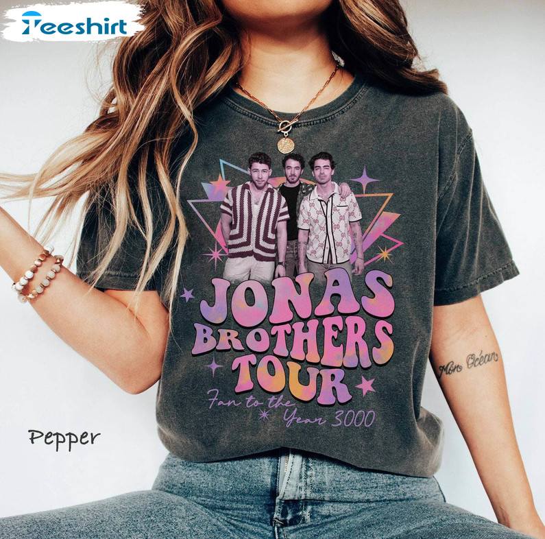 Jonas Brother In Pink Shirt, Vintage Design Five Albums One Night Unisex Hoodie Tee Tops