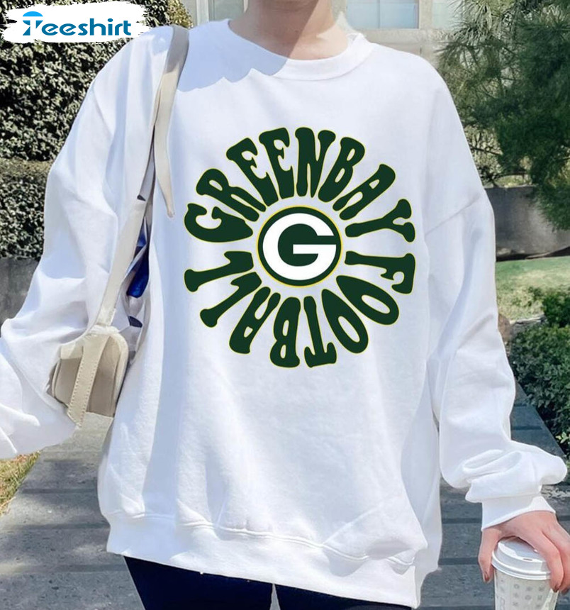 Retro Green Bay Football Sweatshirt, Green Bay Football Crewneck Sweatshirt,  Green Bay Football Shirt, Vintage Green Bay Football Shirt - Cherrycatshop