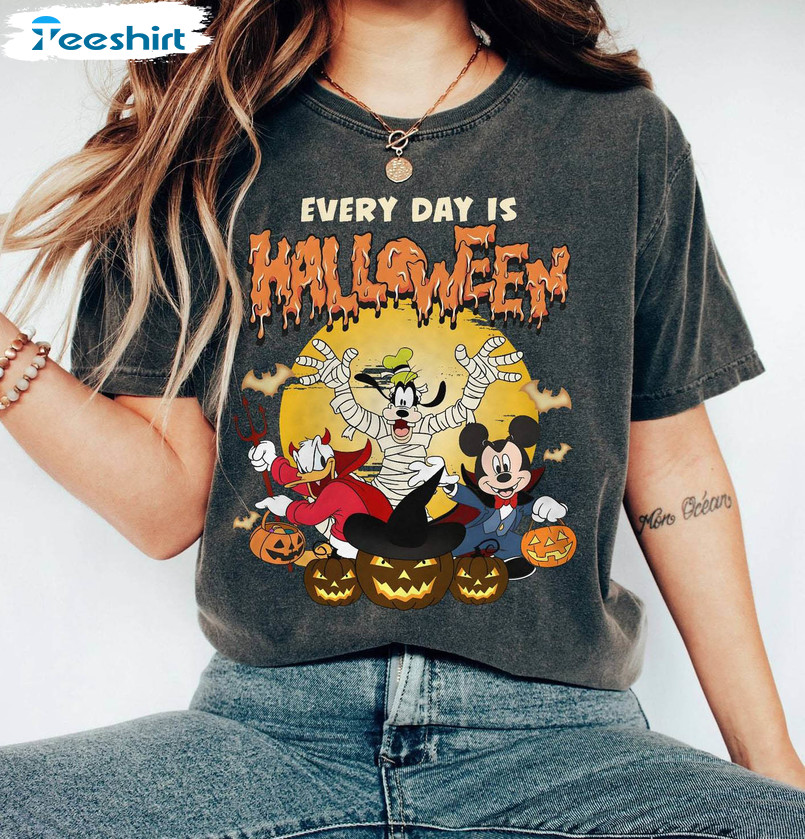 Vintage Disney Halloween Comfort Shirt, Mickey Every Day Is Halloween Tee Tops Unisex Hoodie