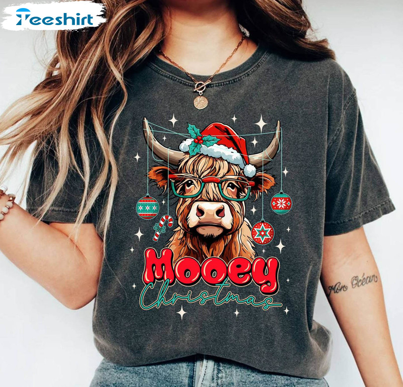 Mooey Christmas Shirt, Funny Cow Christmas Short Sleeve Crewneck Sweatshirt